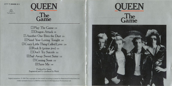 Queen_-_The_Game-booklet