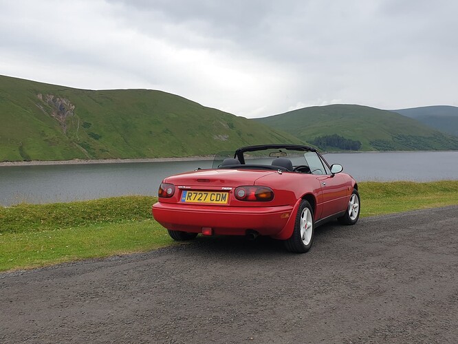 Mindy_mx5_st_Marys_loch_12