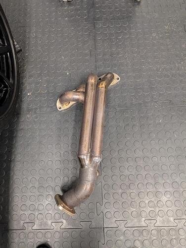 Catless Manifold Out