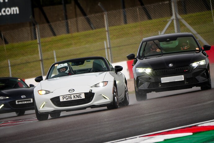 WhatsApp Image 2025-09-05 at 09.36.02