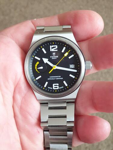 2018 Tudor North Flag