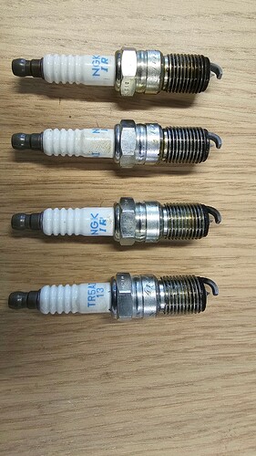 Spark Plugs - Top to Bottom 2-4-3-1