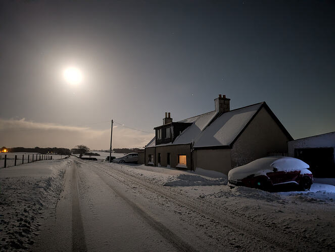 PXL_20260103_181047320