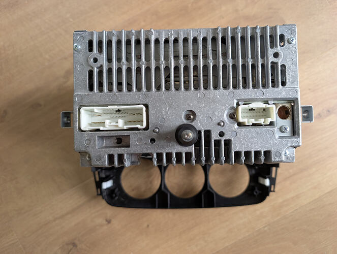 PXL_20260411_140404752