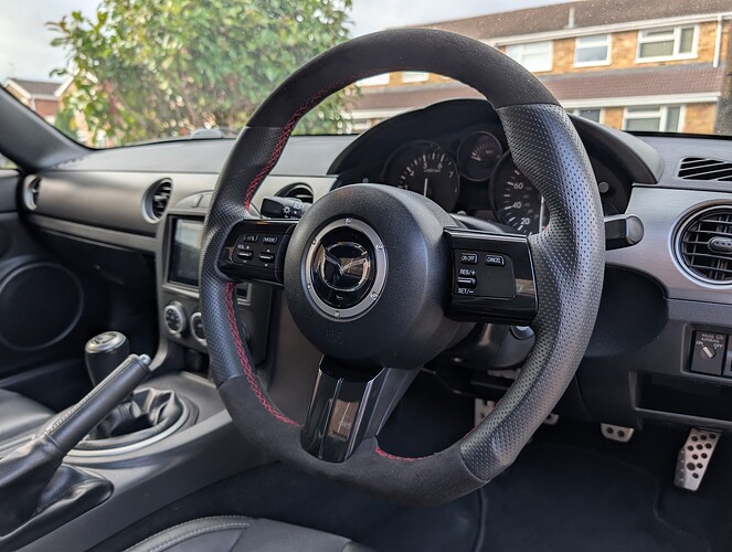 PXL_20251004_153845679