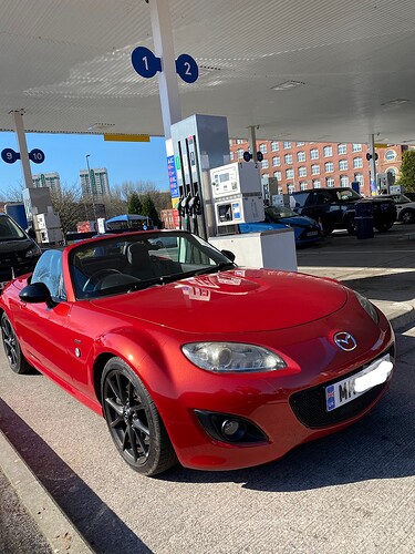 petrol station IMG_5259-EDIT