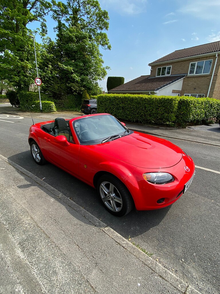 Just bought me my first ever MX5 after selling my Porsche Boxster S ...