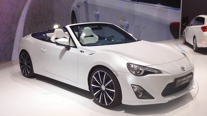 toyota-ft-86-1-front-three-quarters