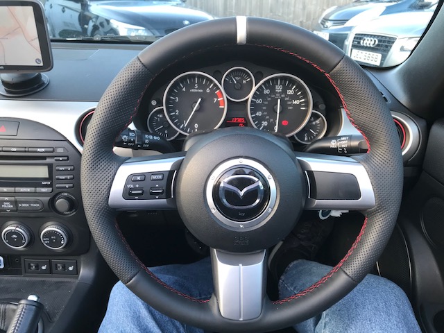 MX5 Steering Wheel smallfile