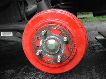 color-behind-your-wheels-painted-rotors