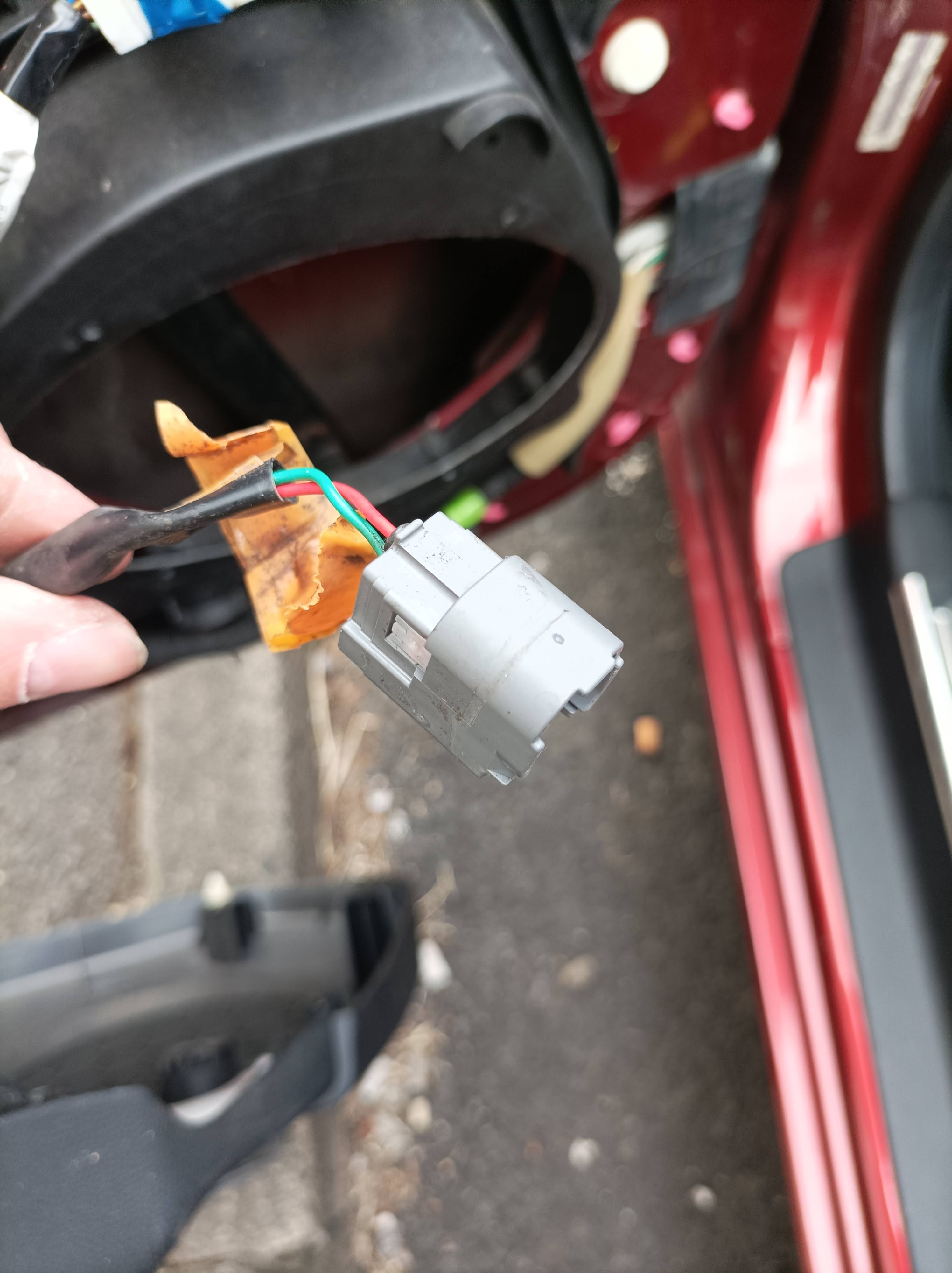 07 NC main door speakers don't work Electrics & ICE MX5 Owners