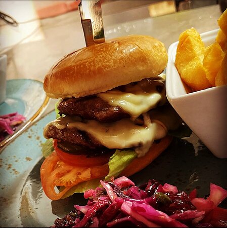 chequers-house-burger